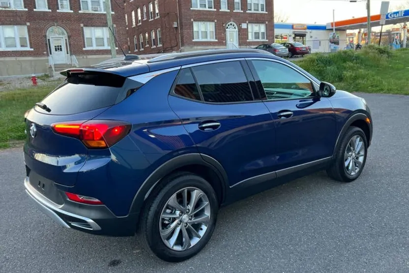 2023 Buick Encore GX Essence photo 1