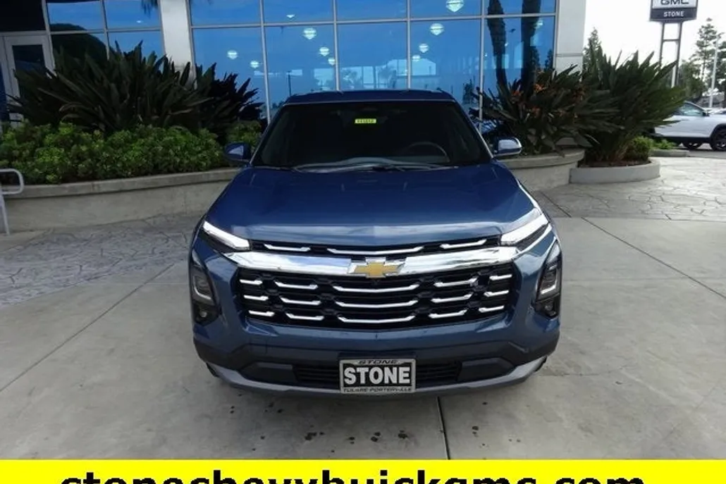 2026 Chevrolet Equinox LT photo 1