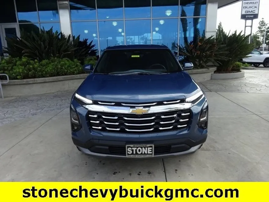 2026 Chevrolet Equinox LT photo 1