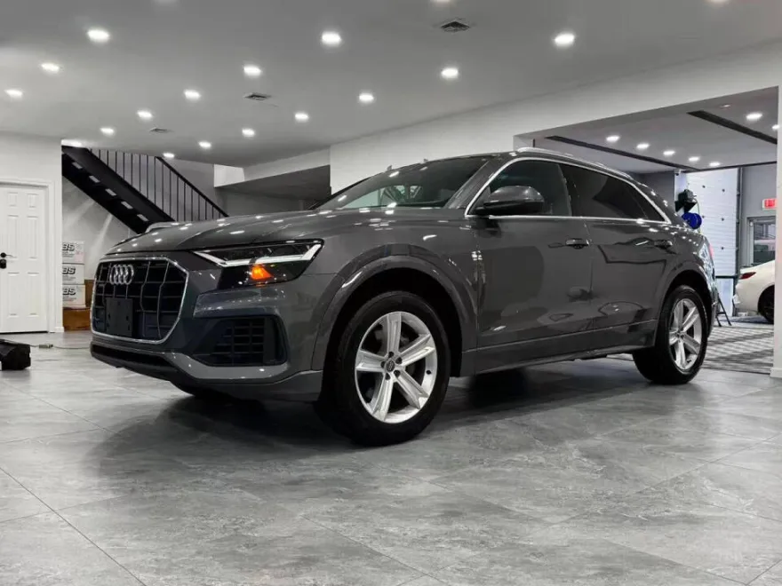 2019 Audi Q8 Premium 55 photo 1