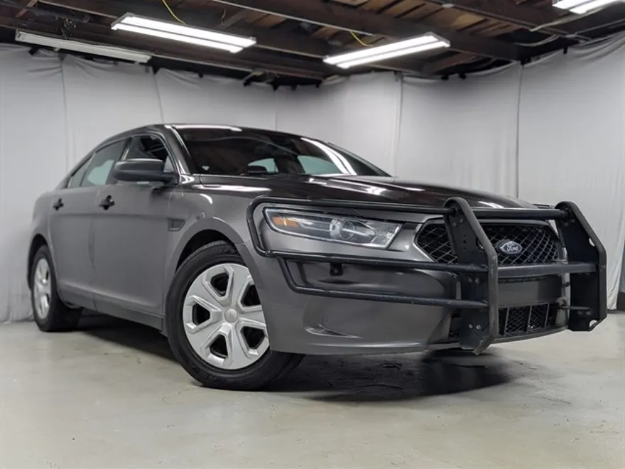 2015 Ford Taurus photo 1