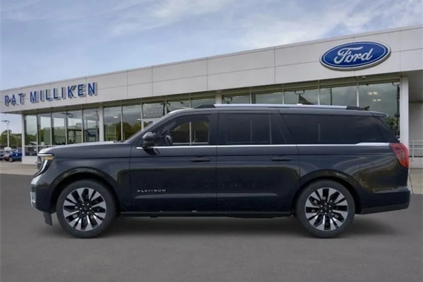 2025 Ford Expedition MAX Platinum photo 1