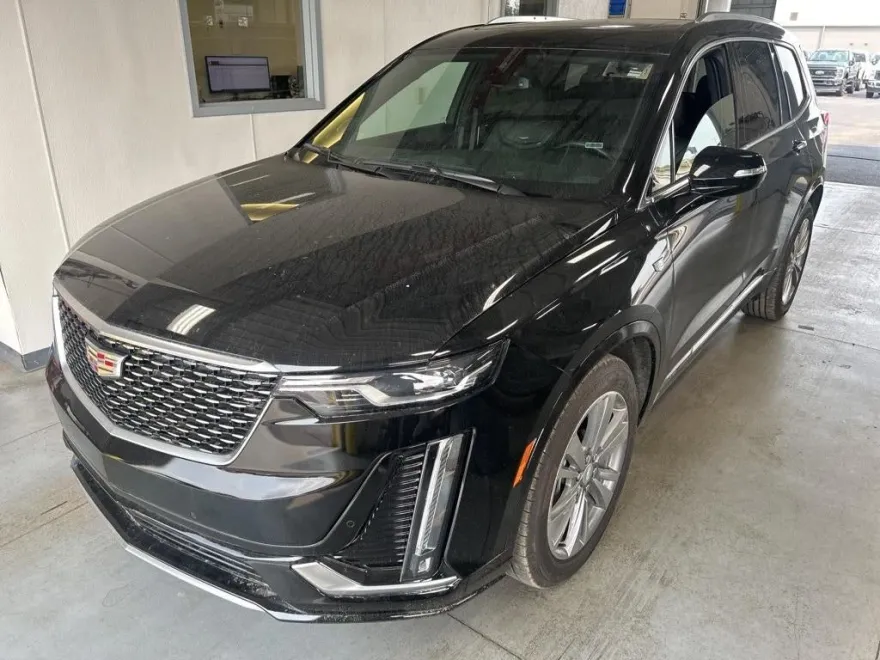 2025 Cadillac XT6 Premium Luxury photo 1