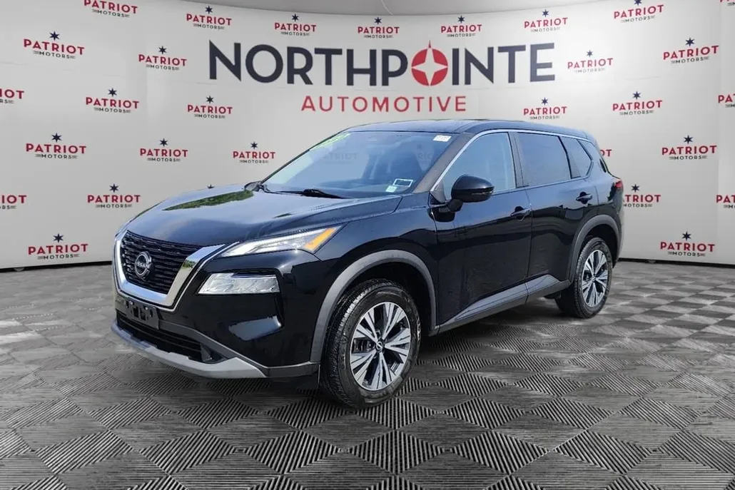 2022 Nissan Rogue SV photo 1