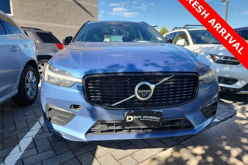2021 Volvo XC60 T5 R-Design photo 1