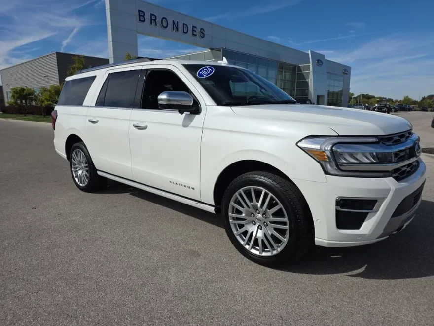 2024 Ford Expedition MAX Platinum photo 1