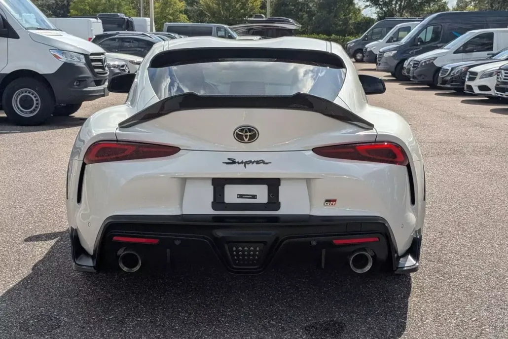 2025 Toyota Supra 3.0 Premium photo 1