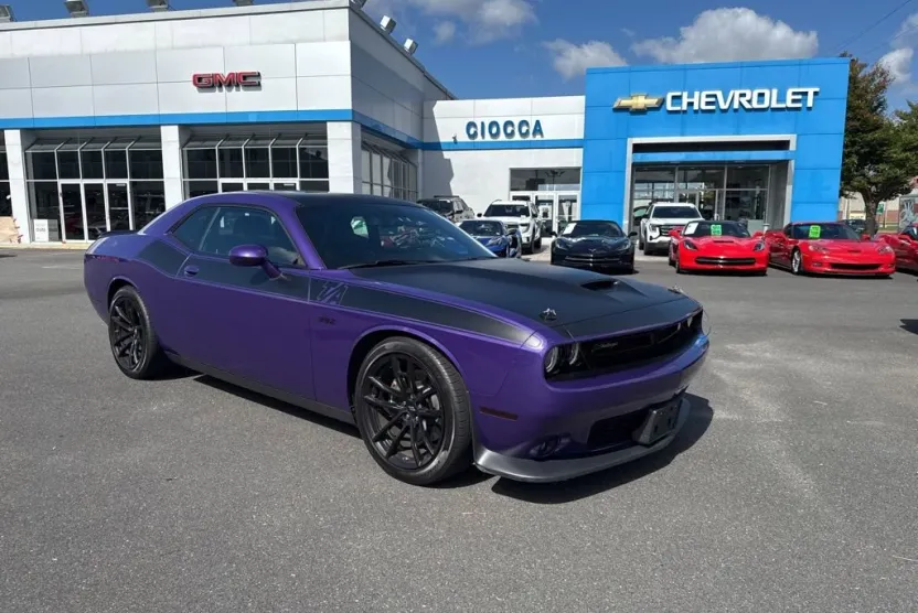 2019 Dodge Challenger R/T Scat Pack photo 1