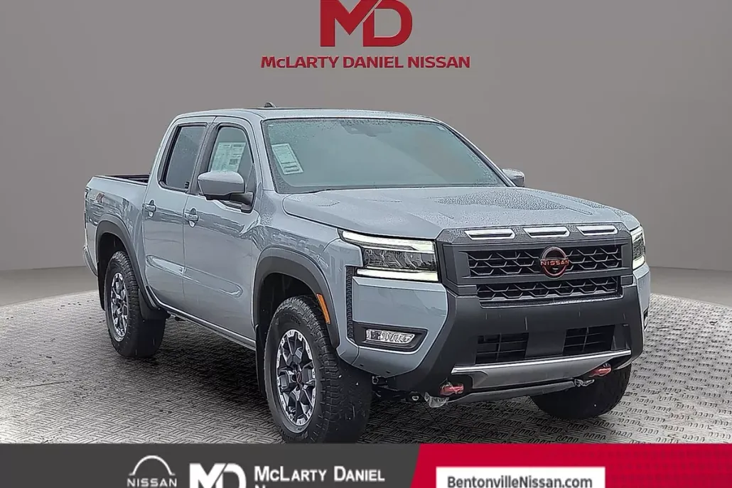2025 Nissan Frontier Crew Cab PRO-4X photo 1
