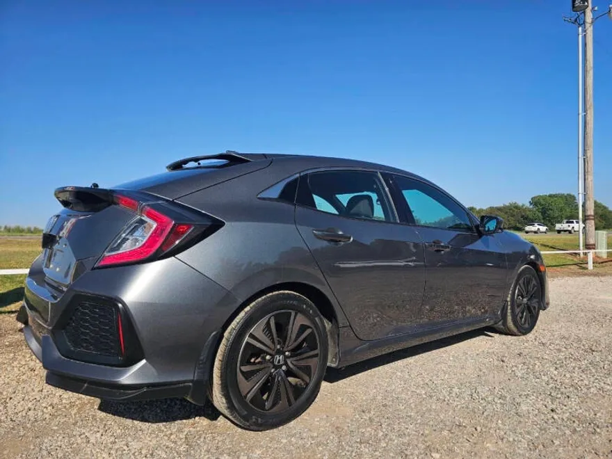 2017 Honda Civic EX photo 1