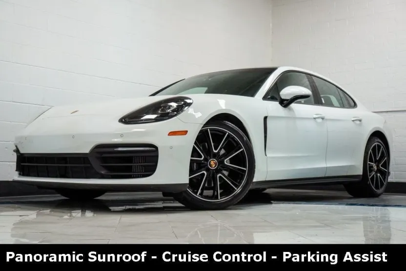 2022 Porsche Panamera 4 photo 1