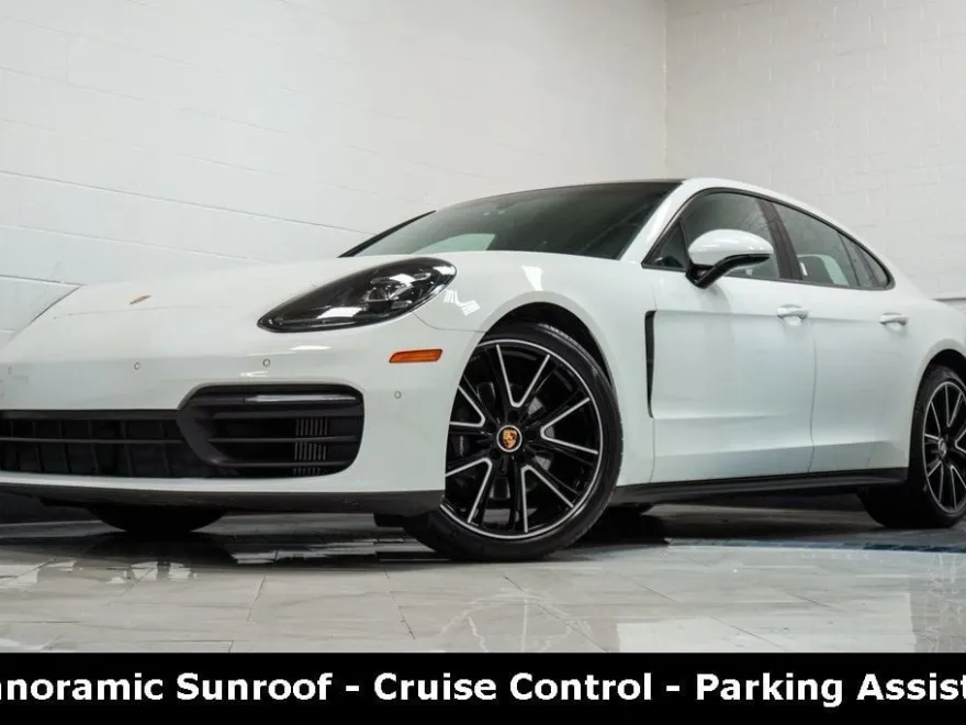 2022 Porsche Panamera 4 photo 1