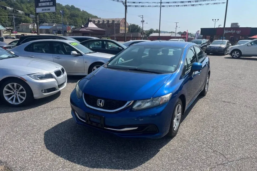 2013 Honda Civic LX photo 1