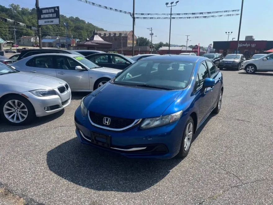 2013 Honda Civic LX photo 1