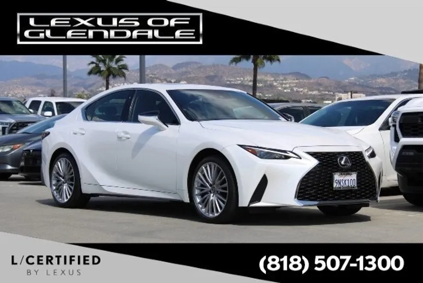 2024 Lexus IS 300 photo 1