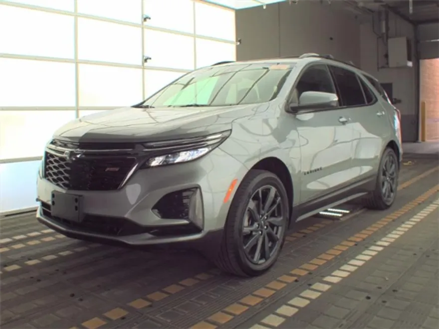 2023 Chevrolet Equinox RS photo 1