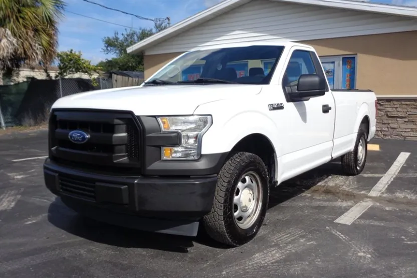 2017 Ford F-150 photo 1