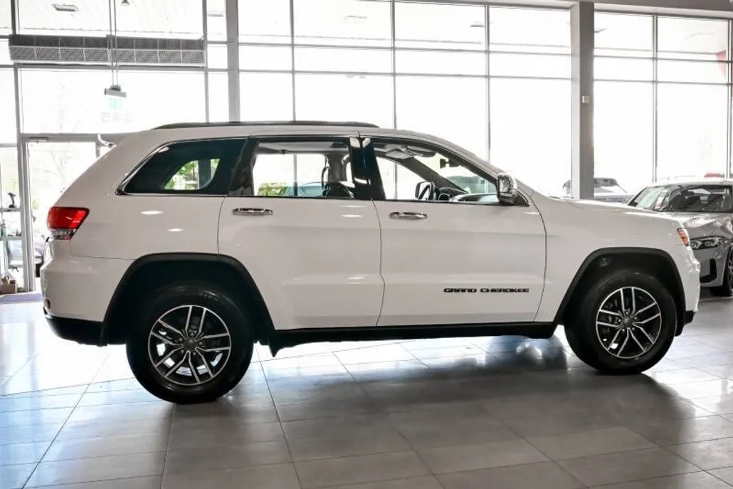2019 Jeep Grand Cherokee Limited photo 1
