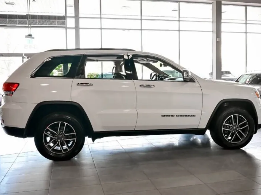 2019 Jeep Grand Cherokee Limited photo 1