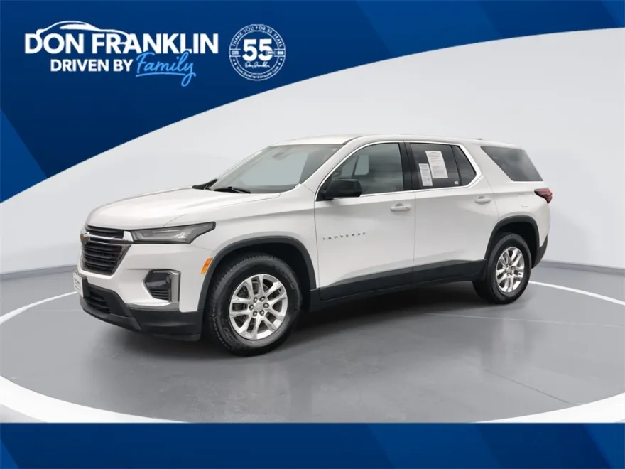 2022 Chevrolet Traverse LS photo 1