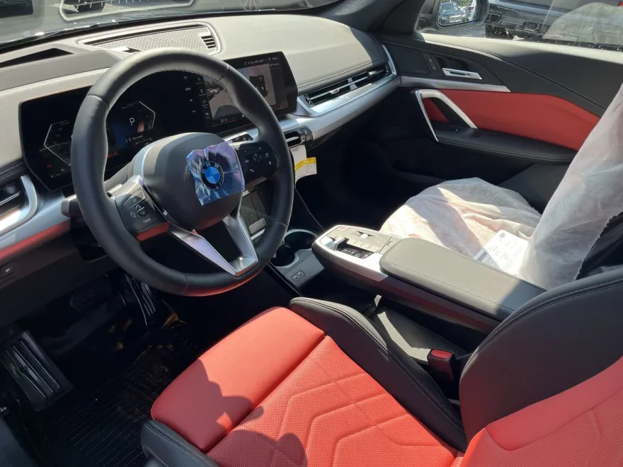 2025 Bmw X1 XDrive28i photo 1