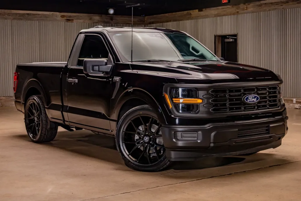 2025 Ford F-150 XL photo 1