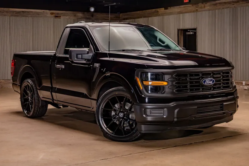 2025 Ford F-150 XL photo 1