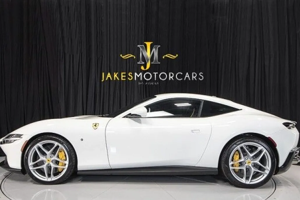 2022 Ferrari Roma photo 1