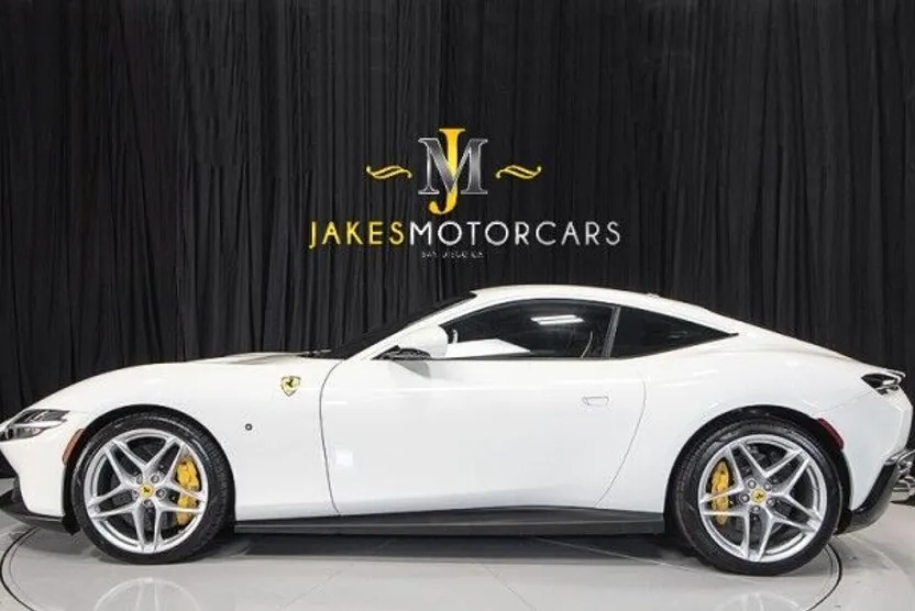 2022 Ferrari Roma photo 1