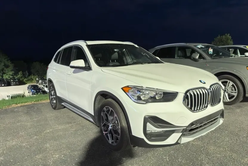 2020 Bmw X1 XDrive28i photo 1