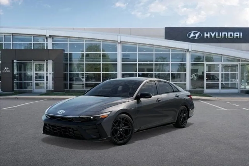 2025 Hyundai Elantra N Line photo 1