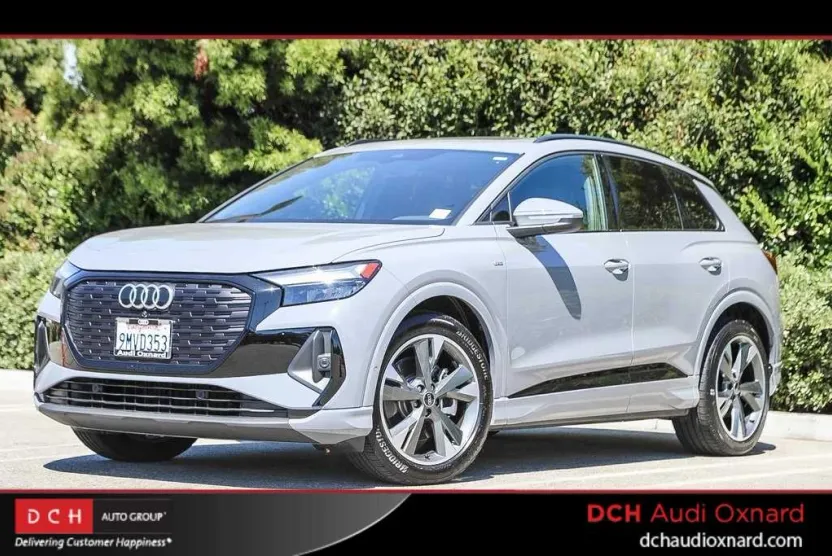 2024 Audi Q4 E-tron Premium Plus photo 1