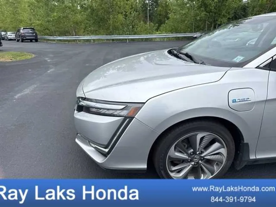 2021 Honda Clarity Plug-In Hybrid Touring photo 1