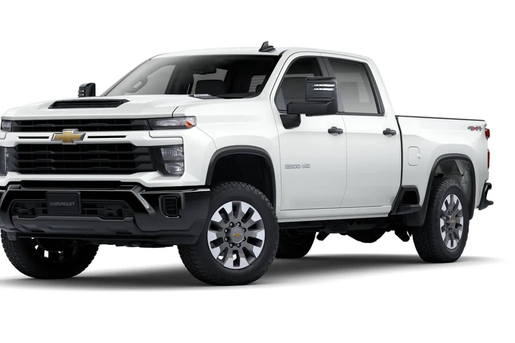 2025 Chevrolet Silverado 2500HD Custom photo 1