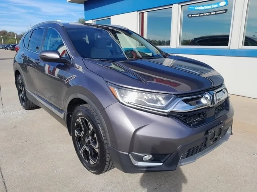 2019 Honda CR-V Touring photo 1