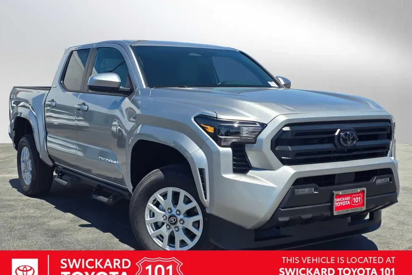 2025 Toyota Tacoma SR5 photo 1