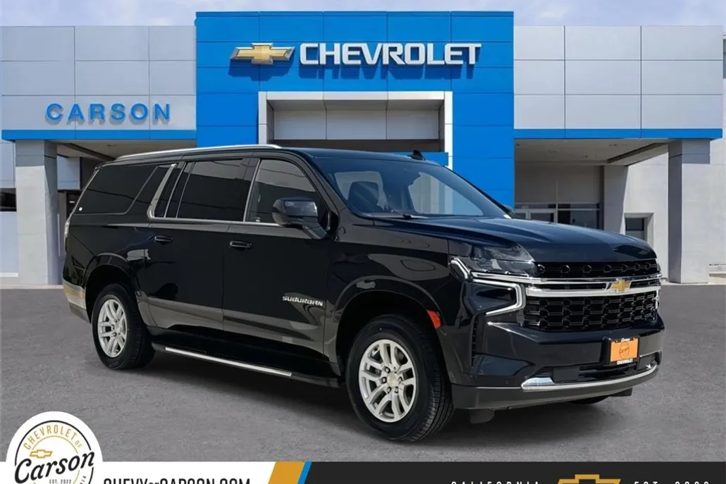 2024 Chevrolet Suburban LS photo 1