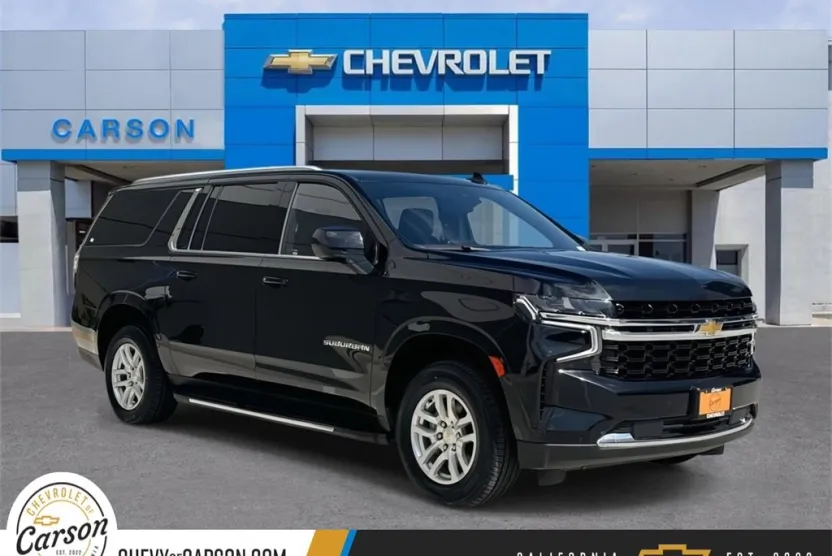 2024 Chevrolet Suburban LS photo 1