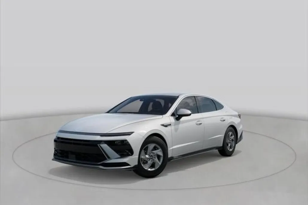 2025 Hyundai Sonata SE photo 1