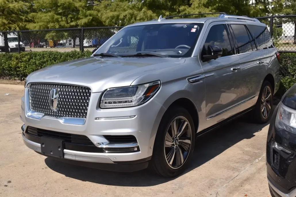 2019 Lincoln Navigator Reserve photo 1