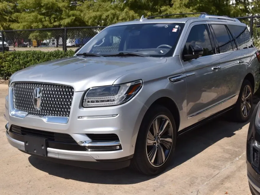 2019 Lincoln Navigator Reserve photo 1