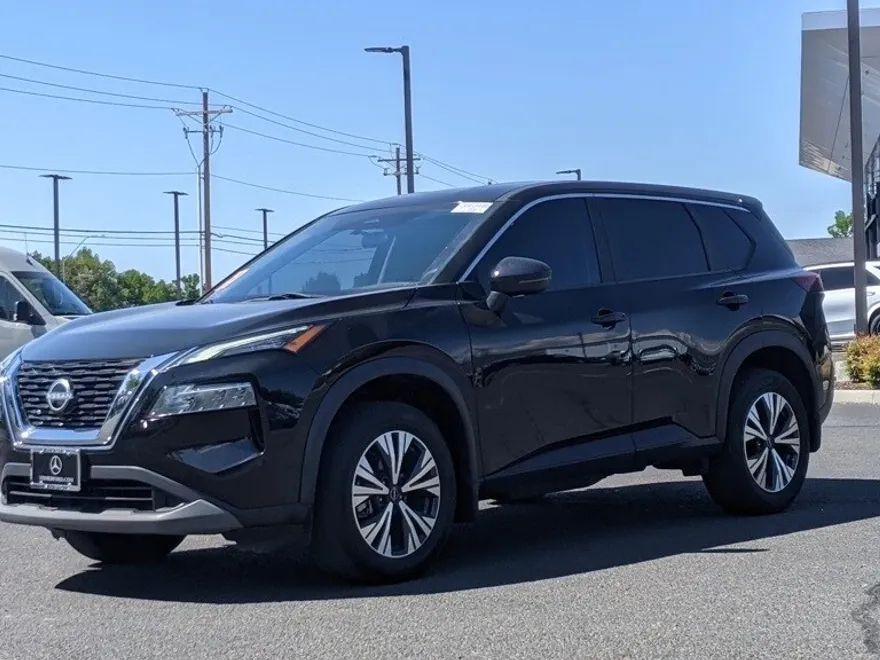 2023 Nissan Rogue SV photo 1