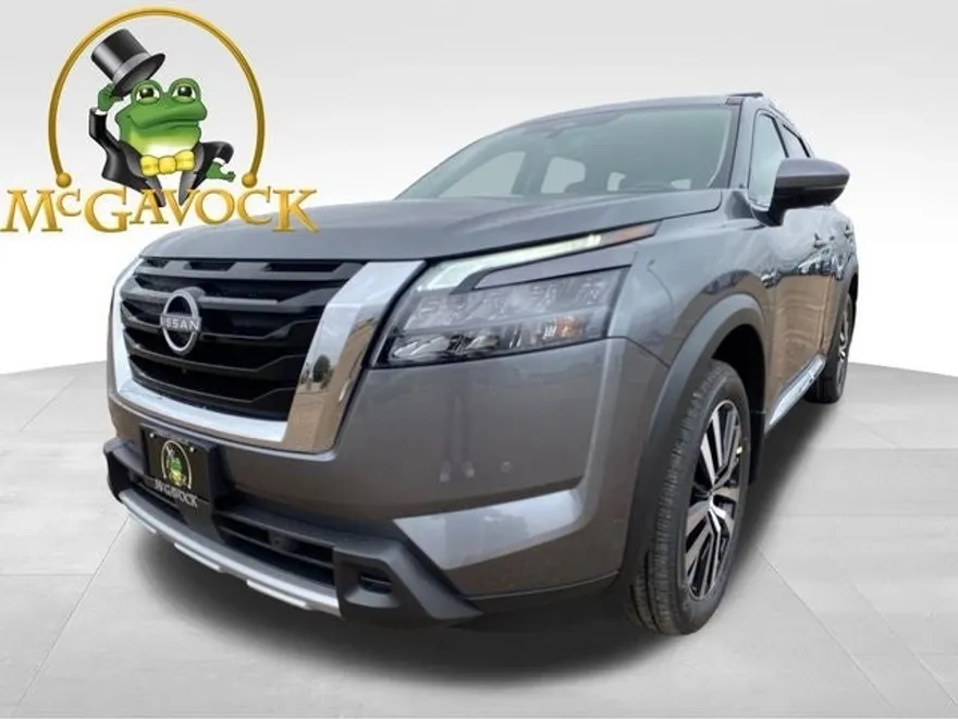 2025 Nissan Pathfinder Platinum photo 1