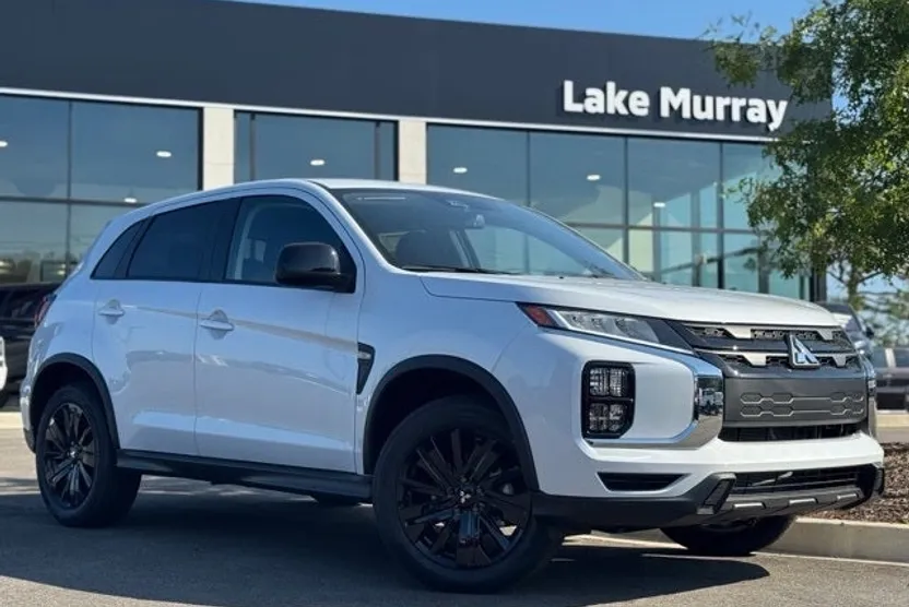 2025 Mitsubishi Outlander Sport ES SE LE photo 1