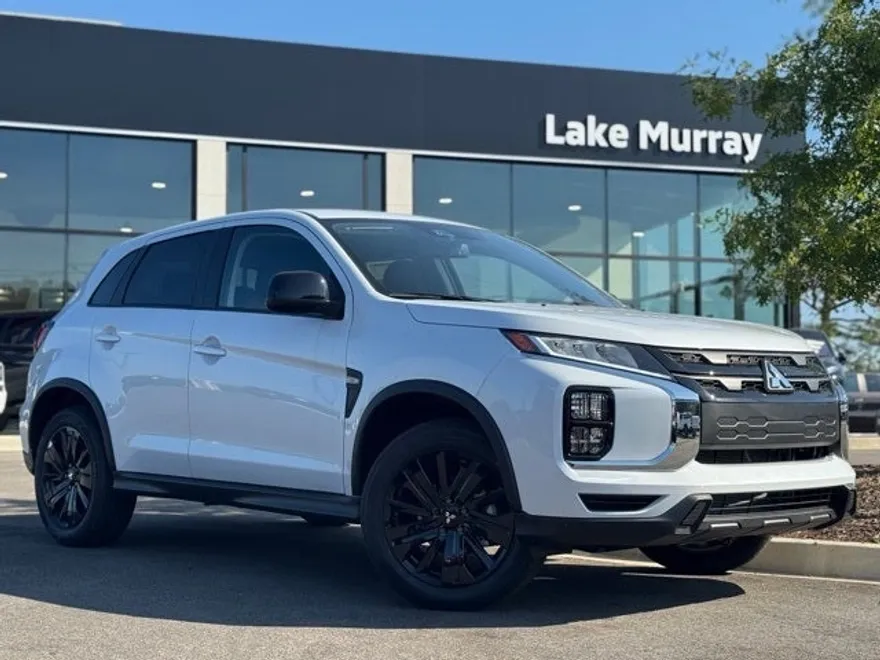 2025 Mitsubishi Outlander Sport ES SE LE photo 1