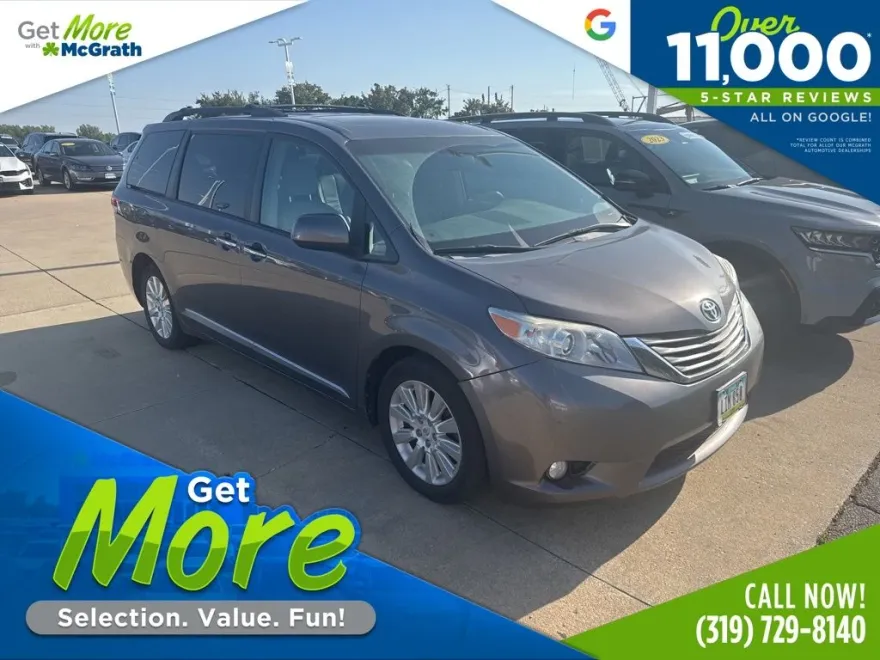 2011 Toyota Sienna XLE photo 1
