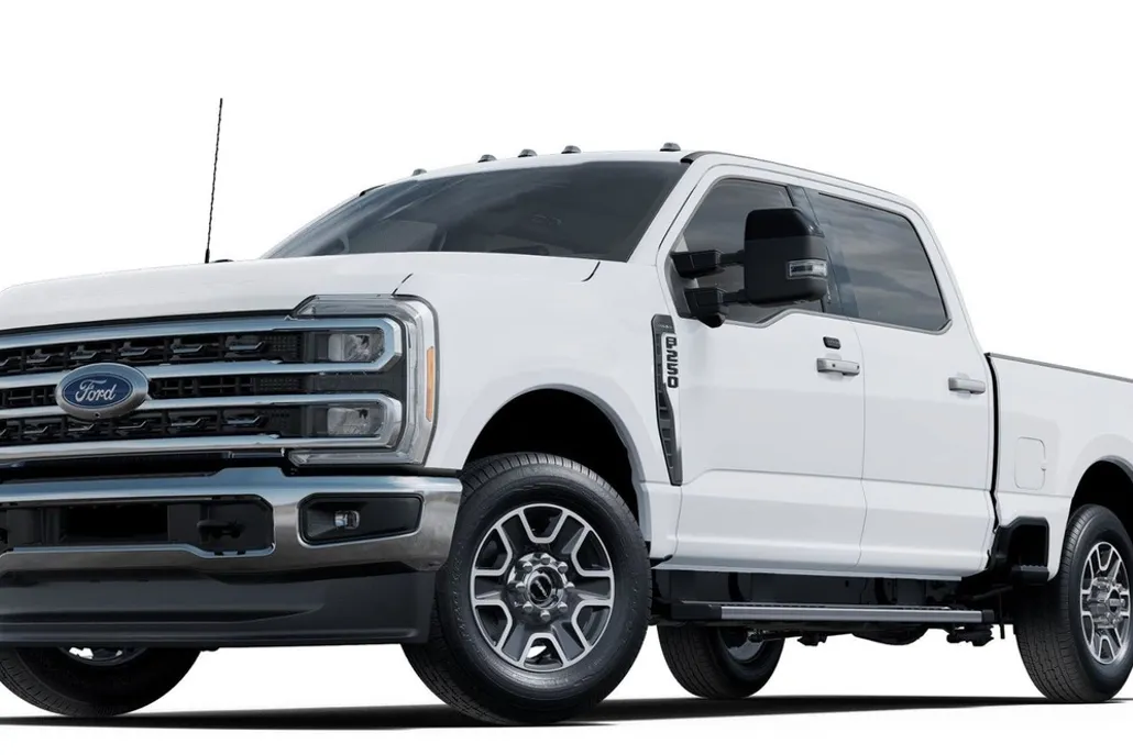 2025 Ford F-250 Lariat photo 1