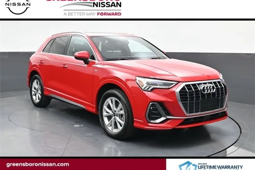2024 Audi Q3 45 TFSI S line Premium photo 1
