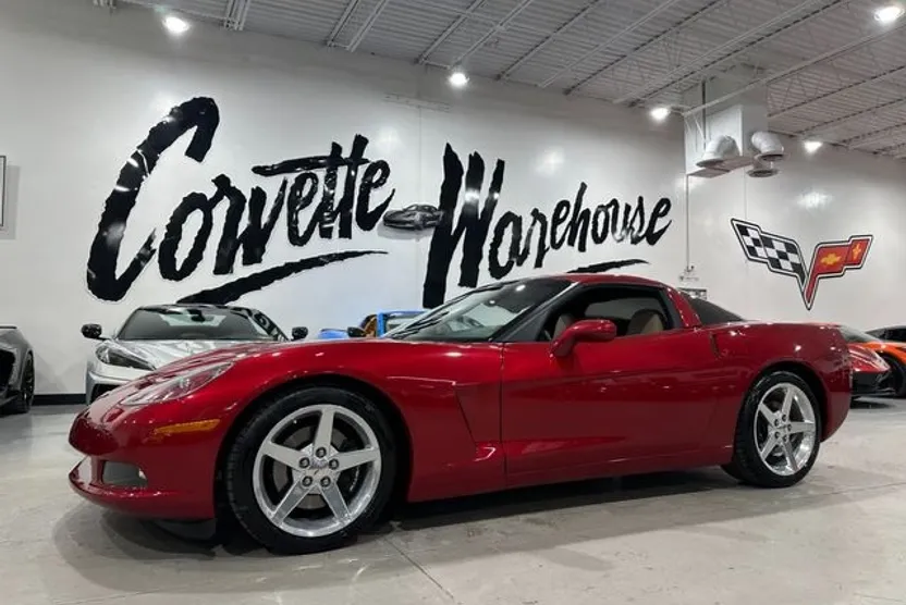 2005 Chevrolet Corvette 3LT photo 1