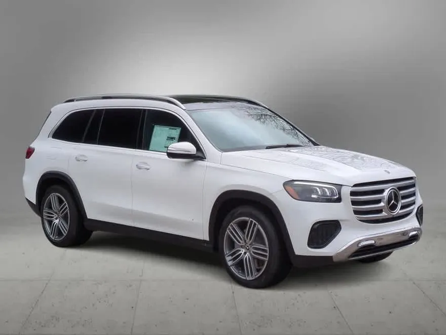 2025 Mercedes Benz GLS 450 4MATIC photo 1